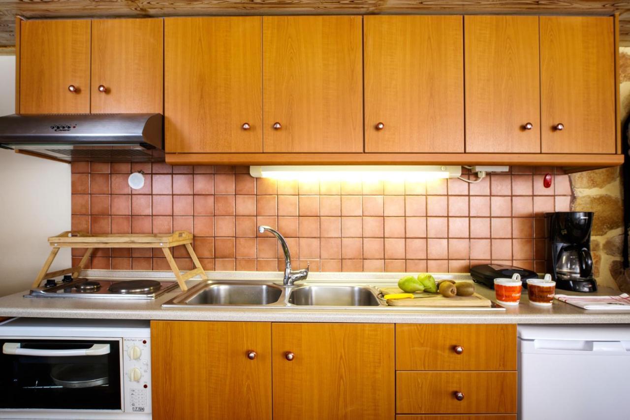 Annaview Apartments & Suites Плакіас Екстер'єр фото